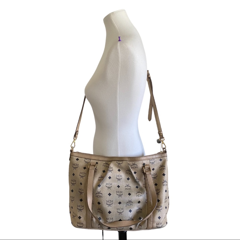 **SOLD**MCM Visetos Shopper Crossbody** - Picture 3 of 11